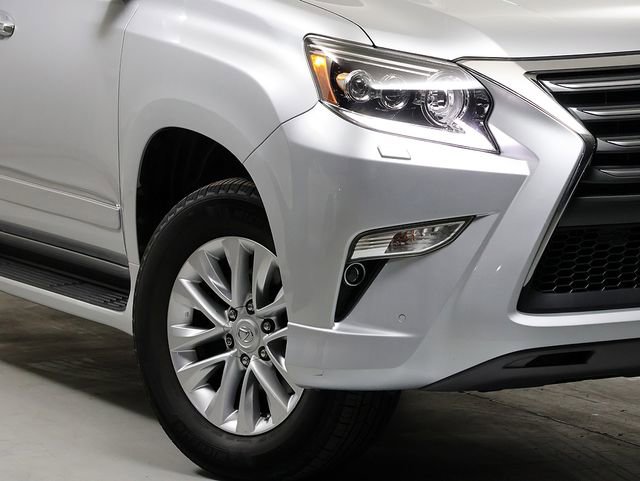 Used 2019 Lexus GX 460 Premium w/ Premium Package AWD/4WD image 3
