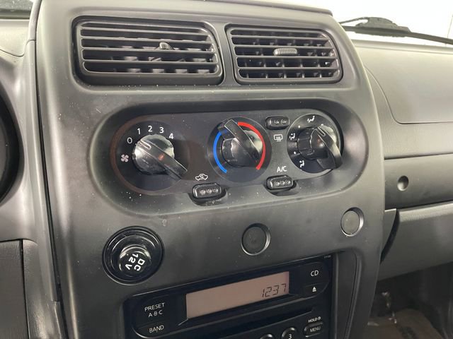 Used 2004 Nissan Xterra XE image 7