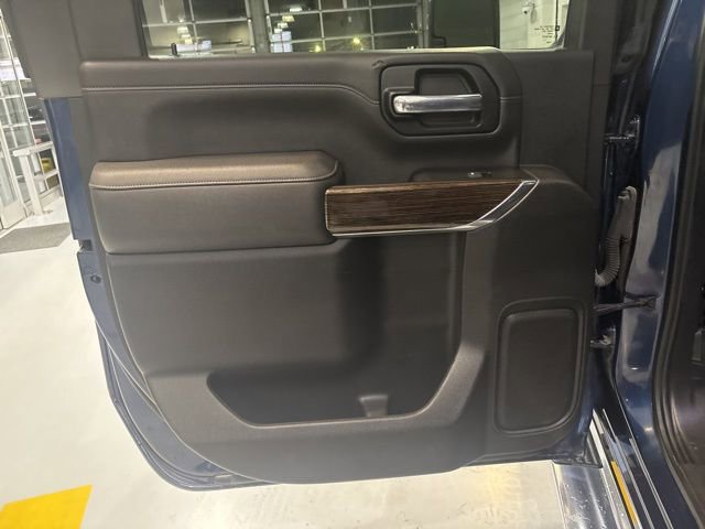 Used 2023 GMC Sierra 2500 SLE image 29