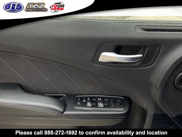 Used 2020 Dodge Charger R/T w/ Blacktop Package image 11