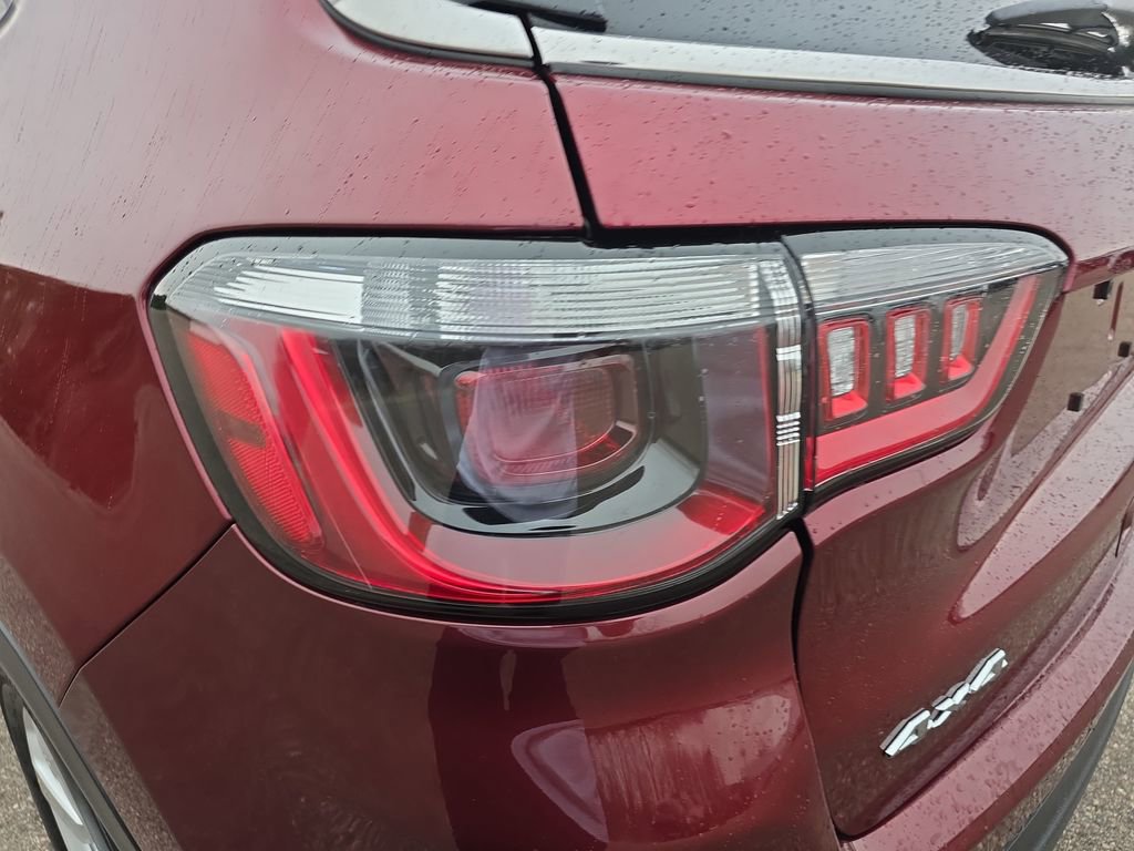 Used 2022 Jeep Compass Latitude w/ Convenience Group image 34