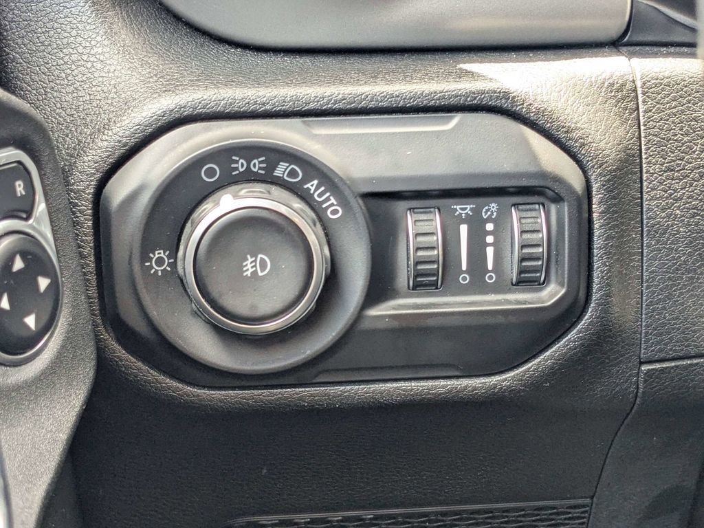 Used 2021 Jeep Wrangler Unlimited Sport AWD/4WD image 20