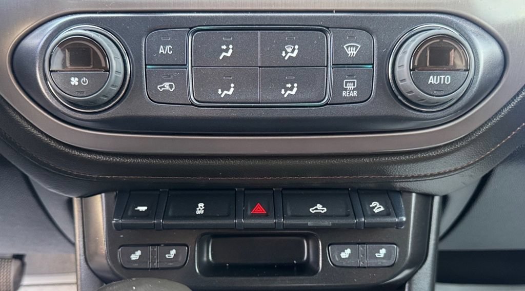 Used 2022 GMC Canyon AT4 AWD/4WD image 24