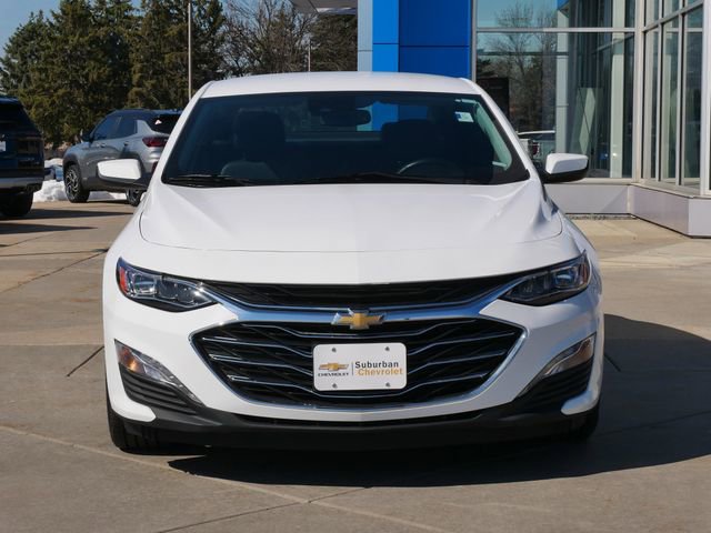 Used 2024 Chevrolet Malibu LT FWD image 2