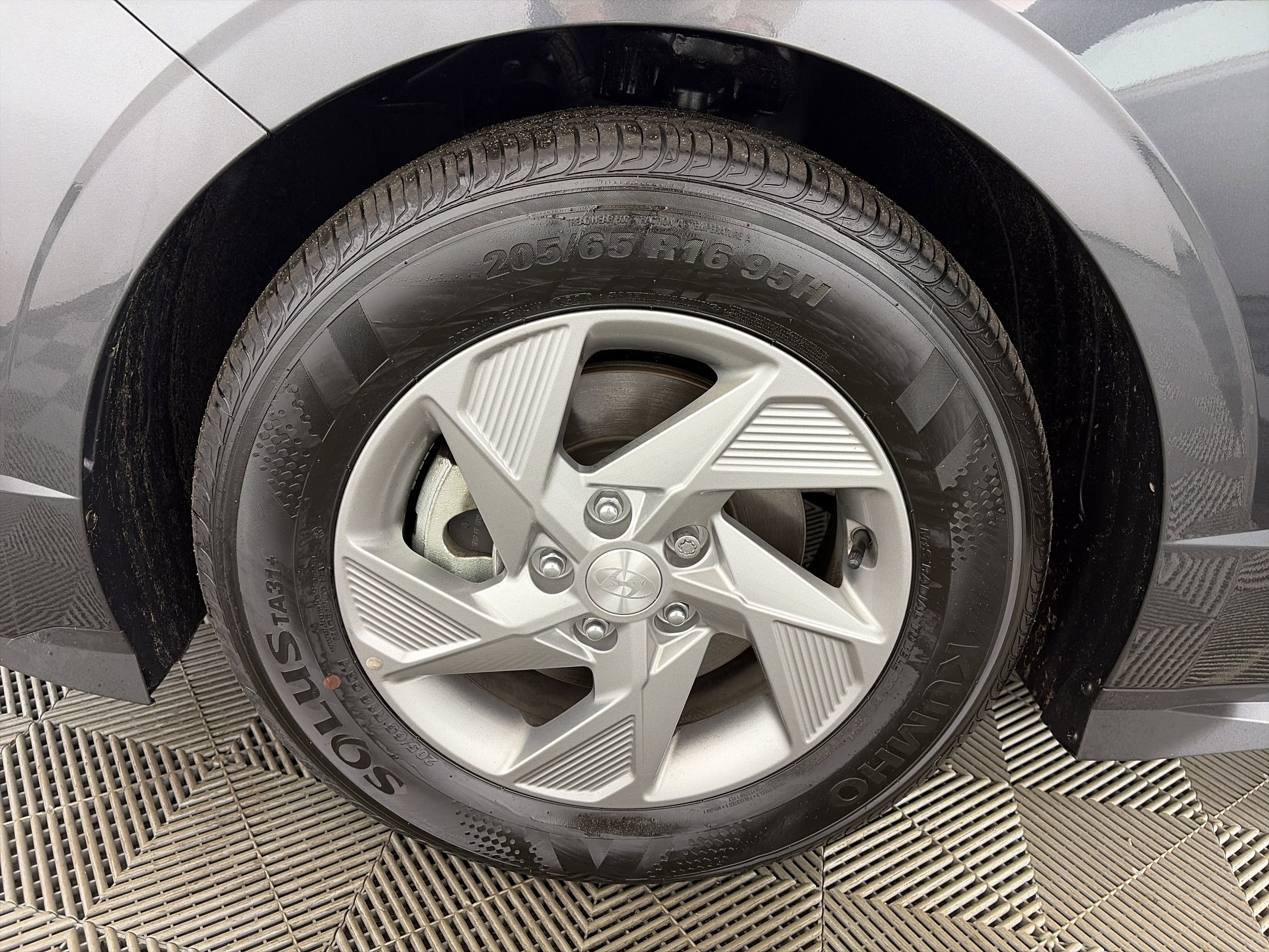 Certified 2025 Hyundai Sonata SE image 13