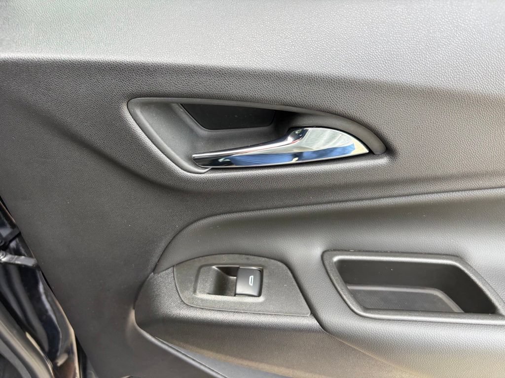 Used 2024 Chevrolet Equinox LT FWD image 33