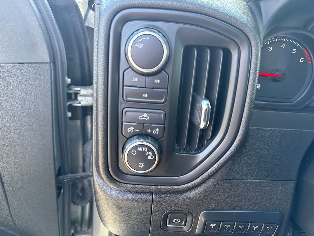 Certified 2024 Chevrolet Silverado 2500 Custom w/ Custom Convenience Package image 21