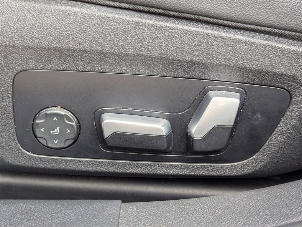 Used 2023 BMW i4 M50 w/ Premium Package image 13