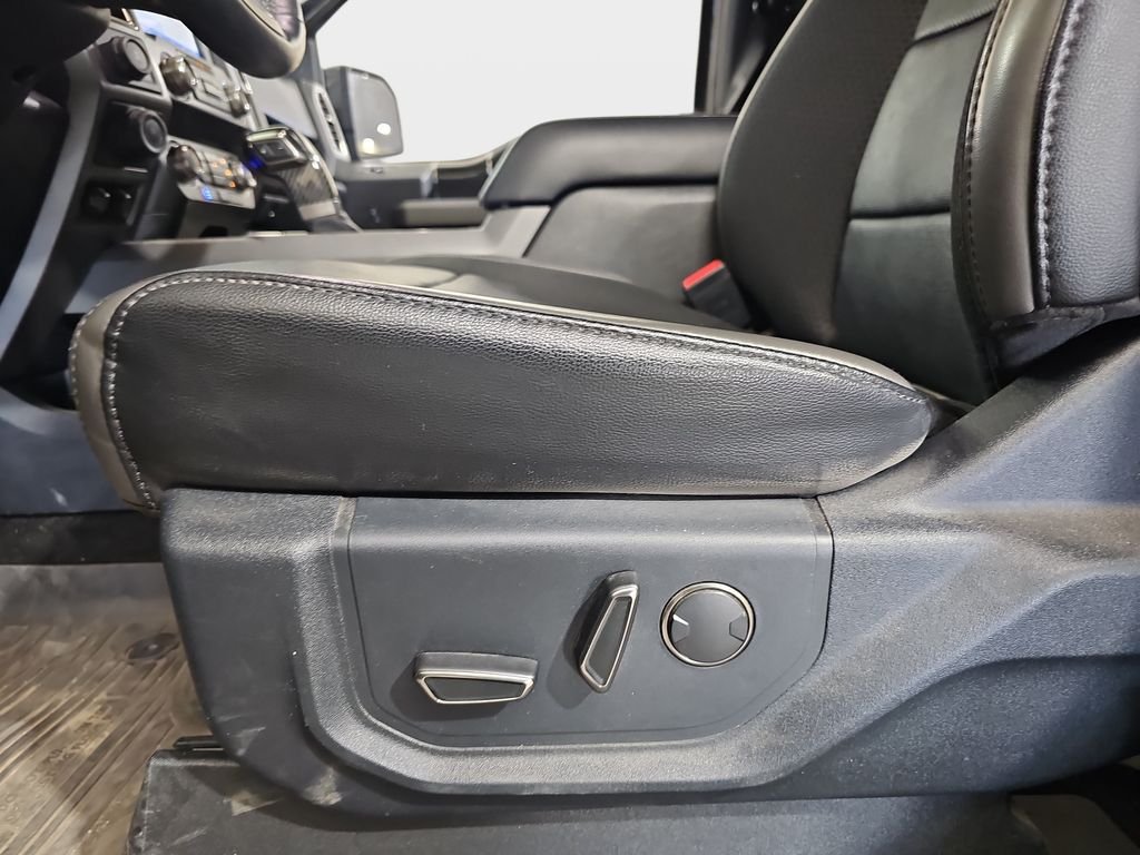 Used 2020 Ford F150 Raptor w/ Equipment Group 802A Luxury AWD/4WD image 30