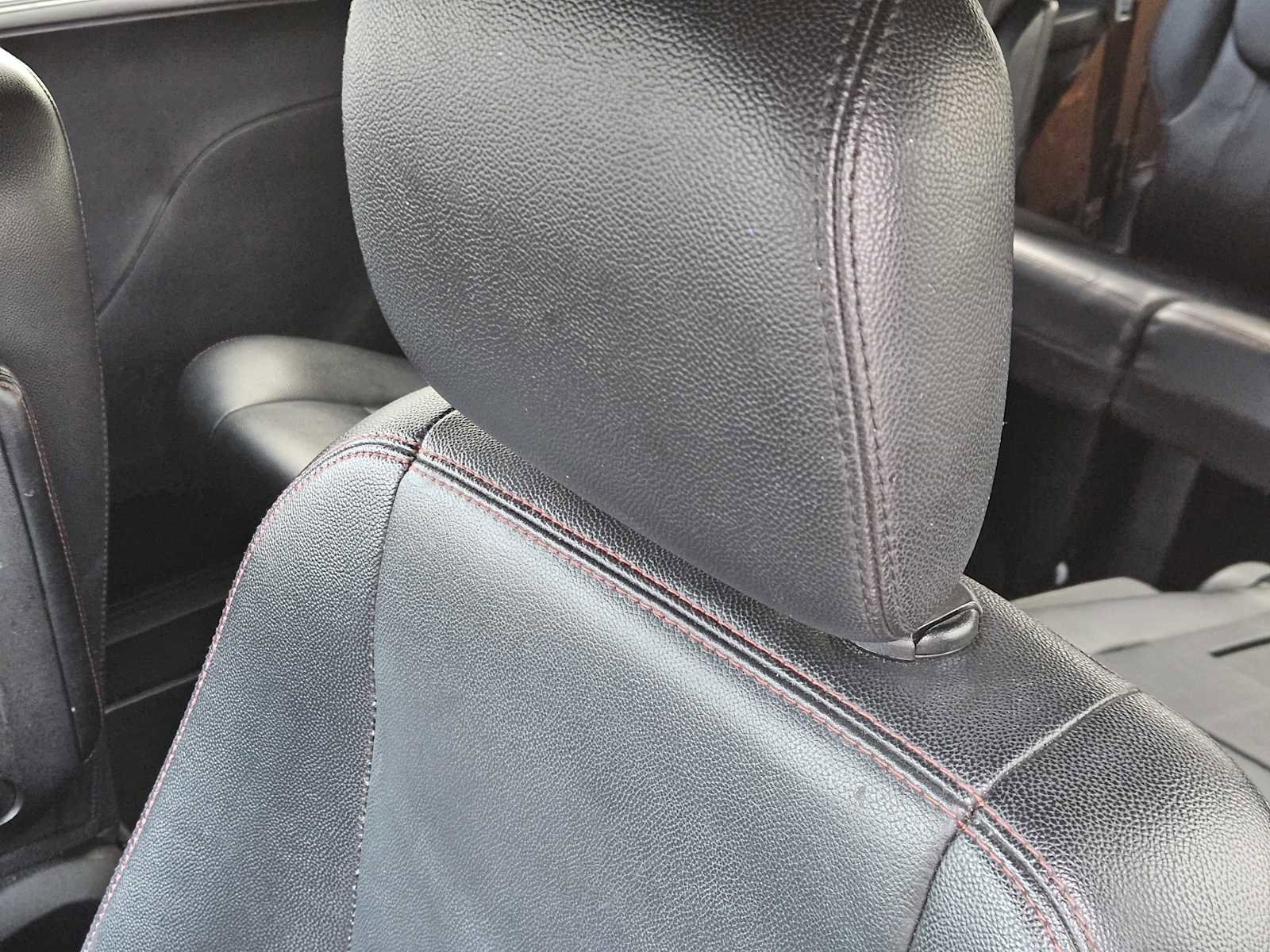 Used 2018 Dodge Grand Caravan GT FWD image 14