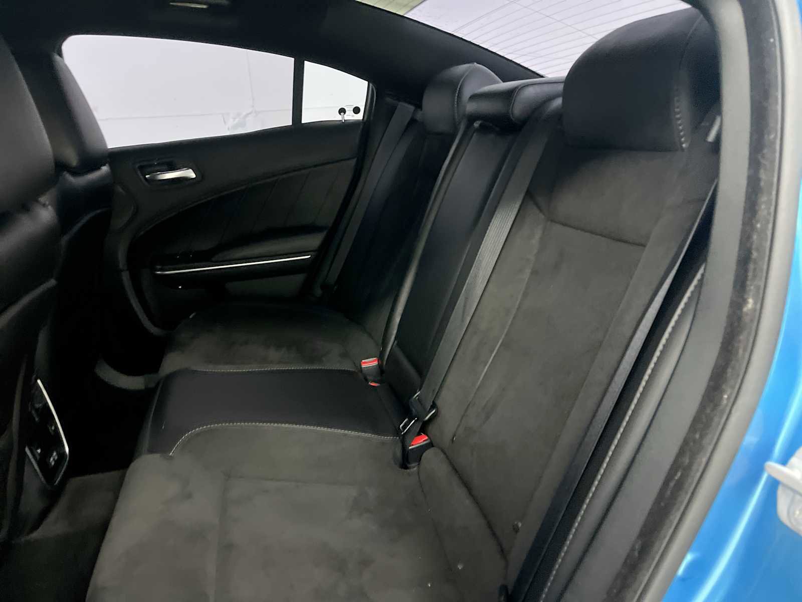 Used 2018 Dodge Charger R/T Scat Pack w/ Dynamics Package RWD image 30