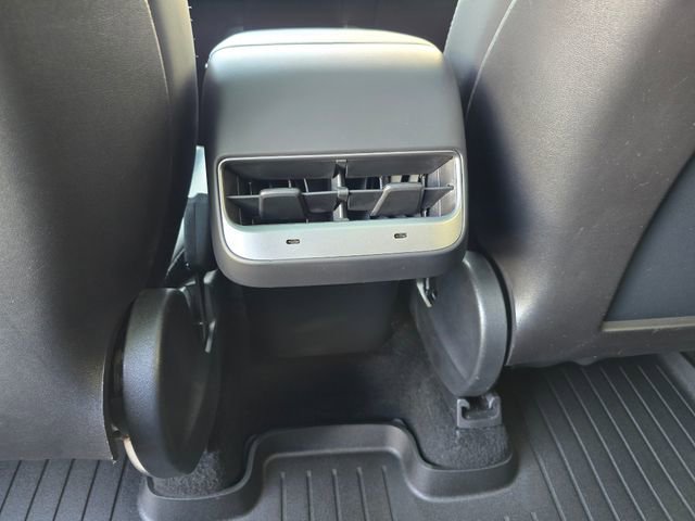 Used 2020 Tesla Model Y Performance AWD/4WD image 35