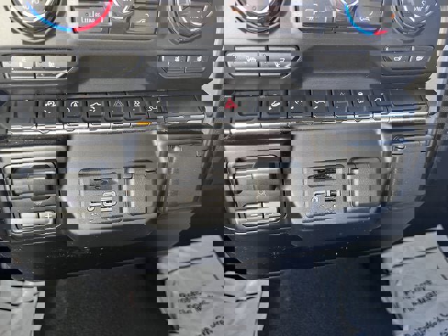 Used 2021 Chevrolet Silverado 1500 LT w/ Texas Edition Plus image 11