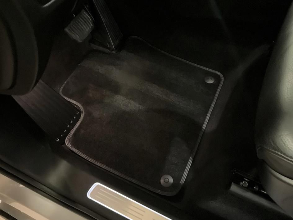 Used 2025 Volvo XC90 B6 Plus AWD/4WD image 16