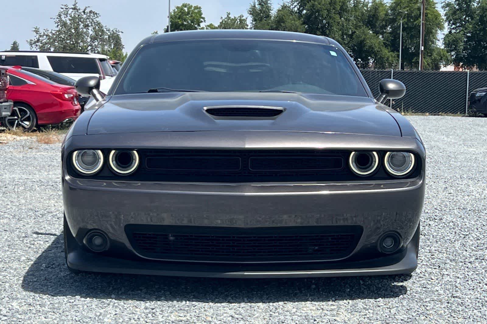 Used 2016 Dodge Challenger R/T Scat Pack w/ Leather Interior Group RWD image 11