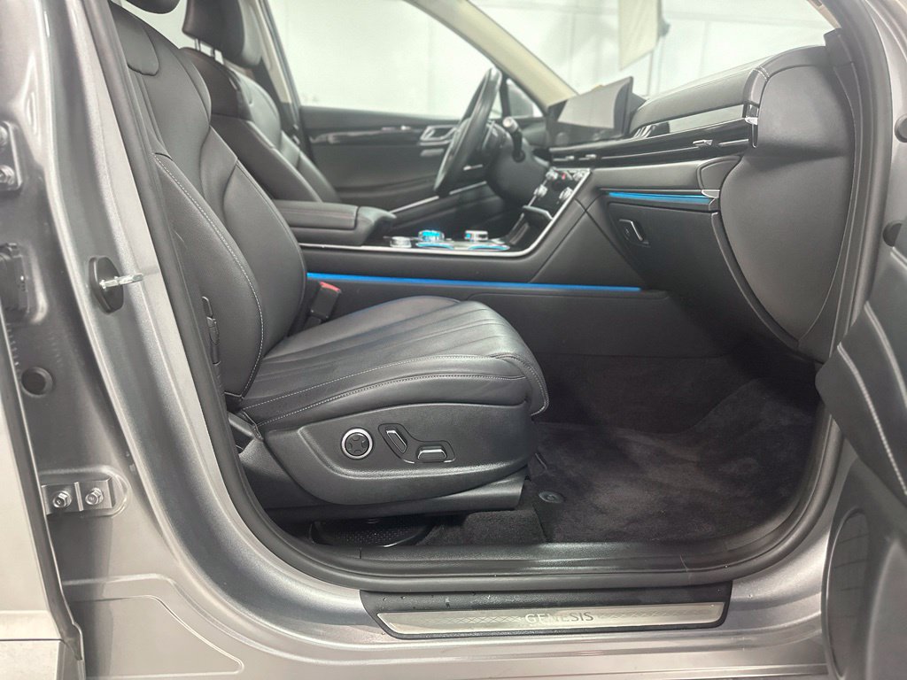 Used 2025 Genesis GV80 2.5T Standard AWD/4WD image 24