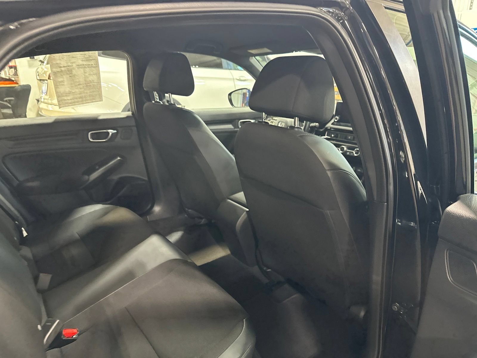 Used 2023 Honda Civic Sport image 25