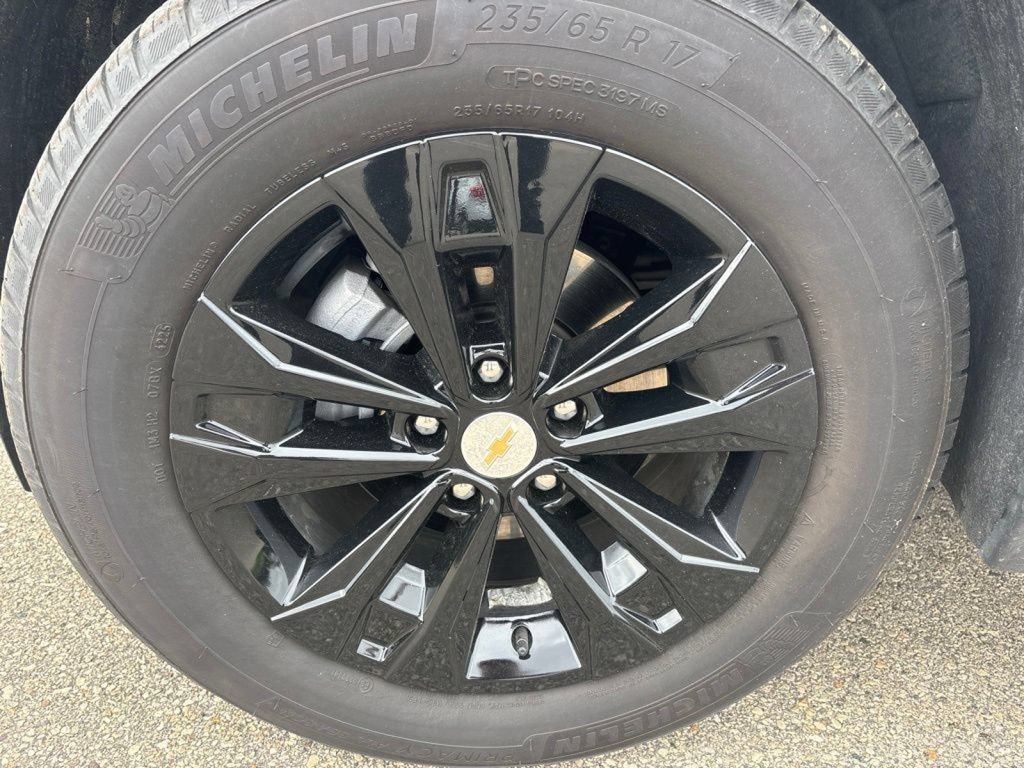 Used 2026 Chevrolet Equinox LT AWD/4WD image 28