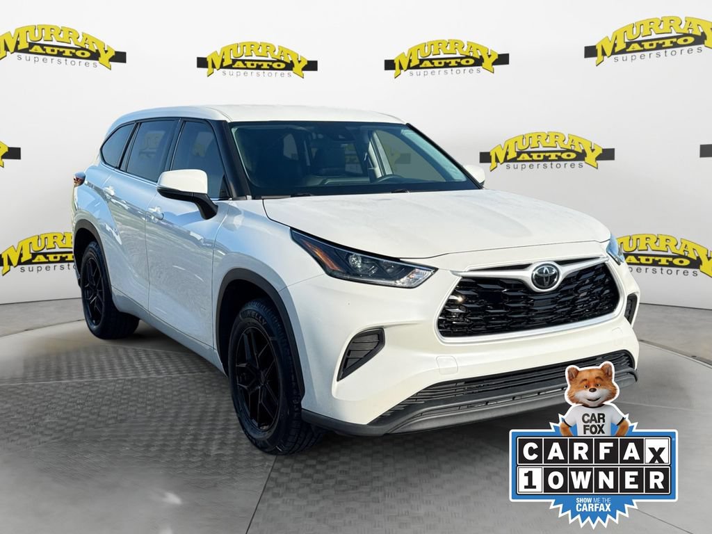 Used 2021 Toyota Highlander L FWD image 7