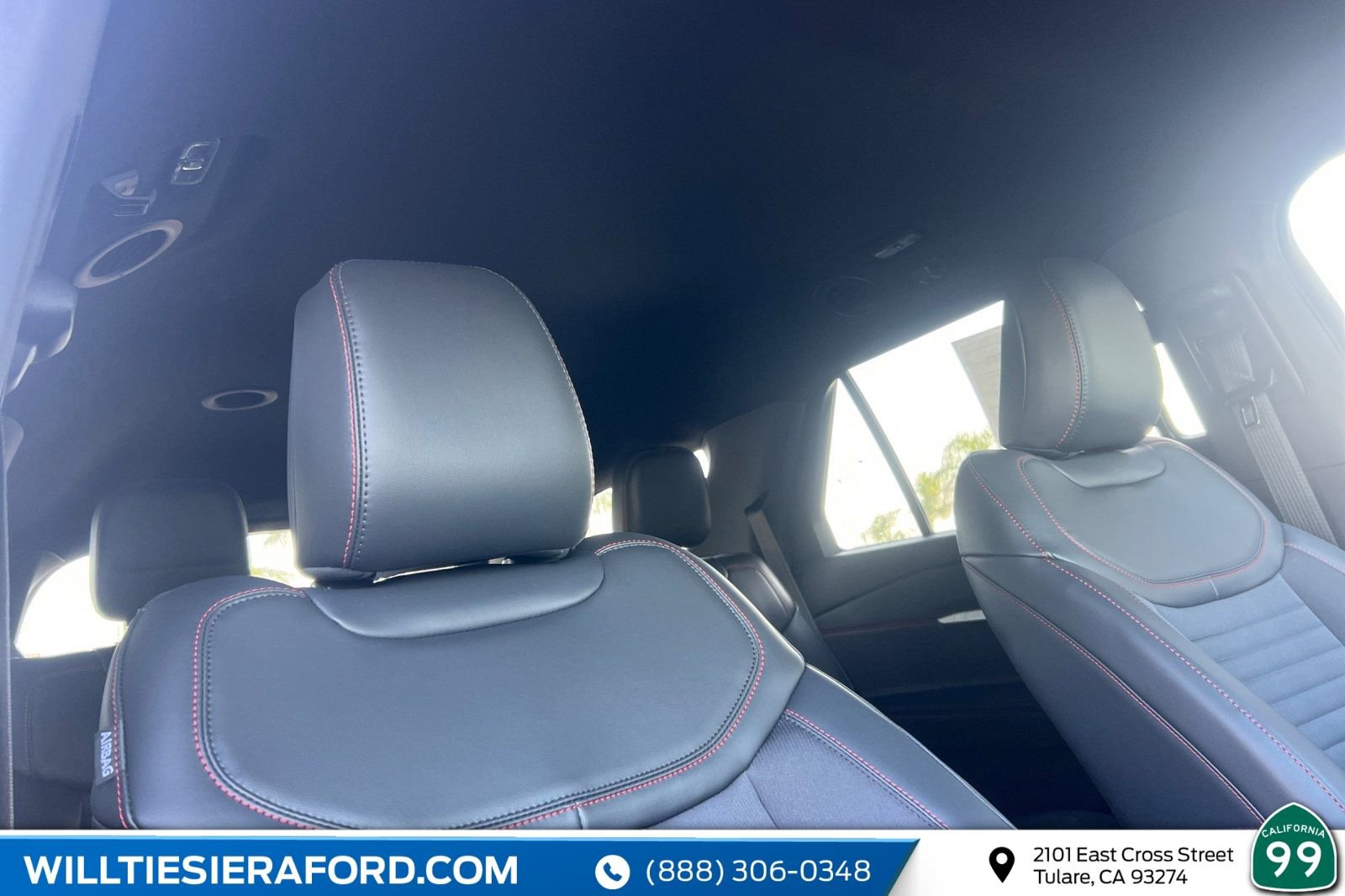 New 2026 Ford Explorer ST-Line w/ ST-Line Street Pack image 18