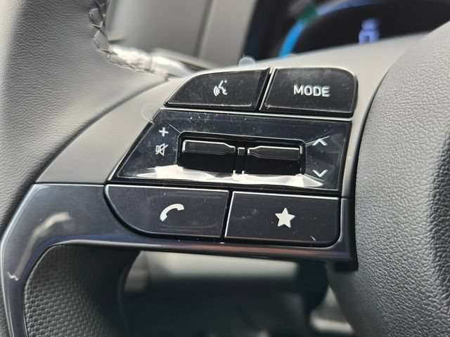 New 2026 Hyundai Elantra SEL Sport FWD image 13