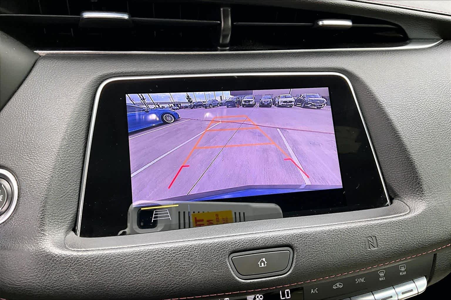 Used 2019 Cadillac XT4 Sport w/ Cold Weather Package AWD/4WD image 25