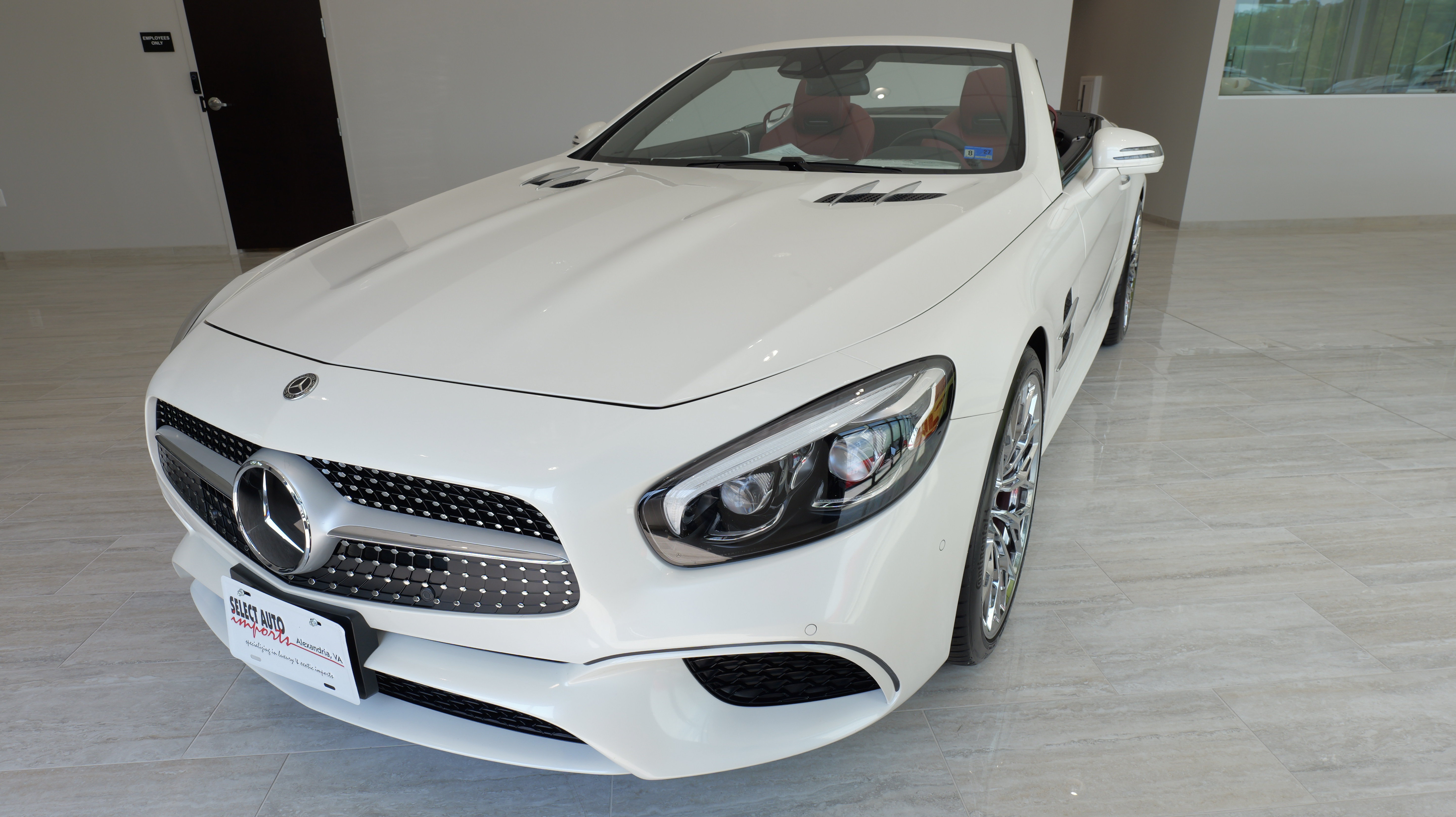 Used 2018 Mercedes-Benz SL 550 image 5