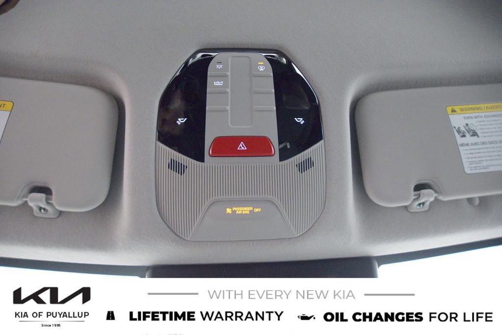 New 2025 Kia K4 LXS image 25