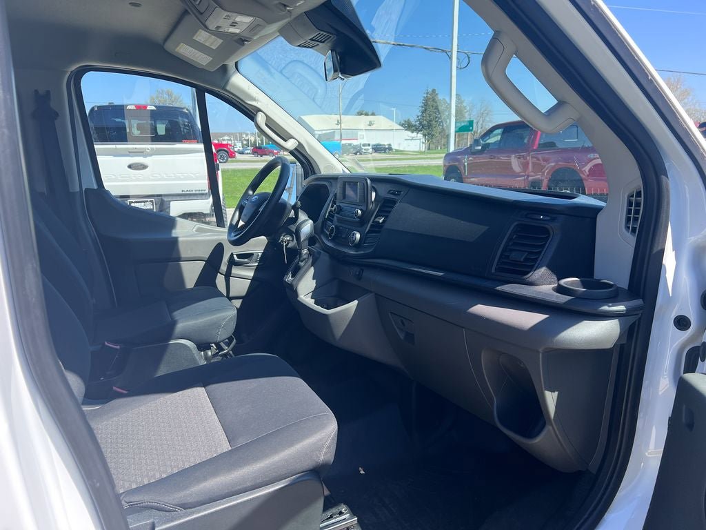 Certified 2025 Ford Transit 250 Low Roof w/ Exterior Upgrade Package RWD image 15