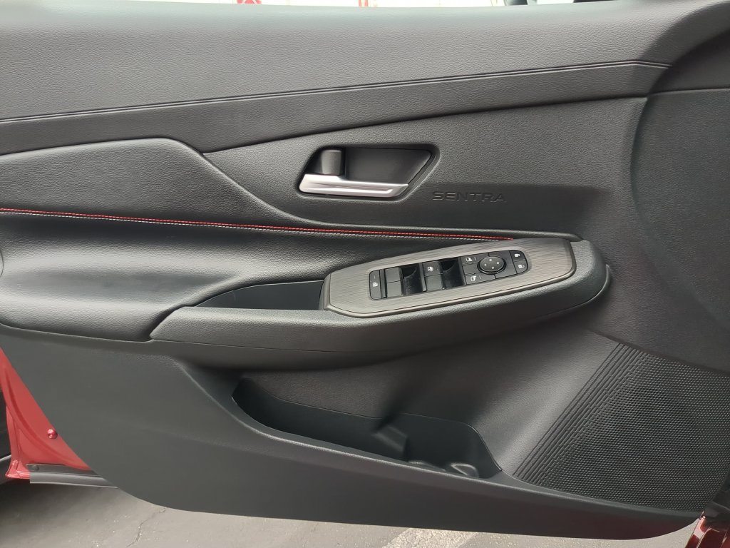 Certified 2026 Nissan Sentra SR w/ Floor Mat Package FWD image 12