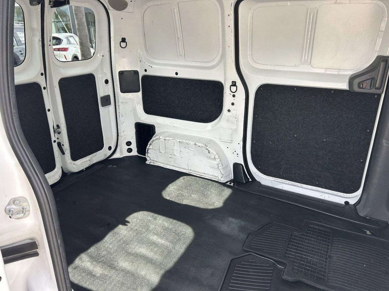 Used 2021 Nissan NV200 S w/ Back Door Glass Package FWD image 13
