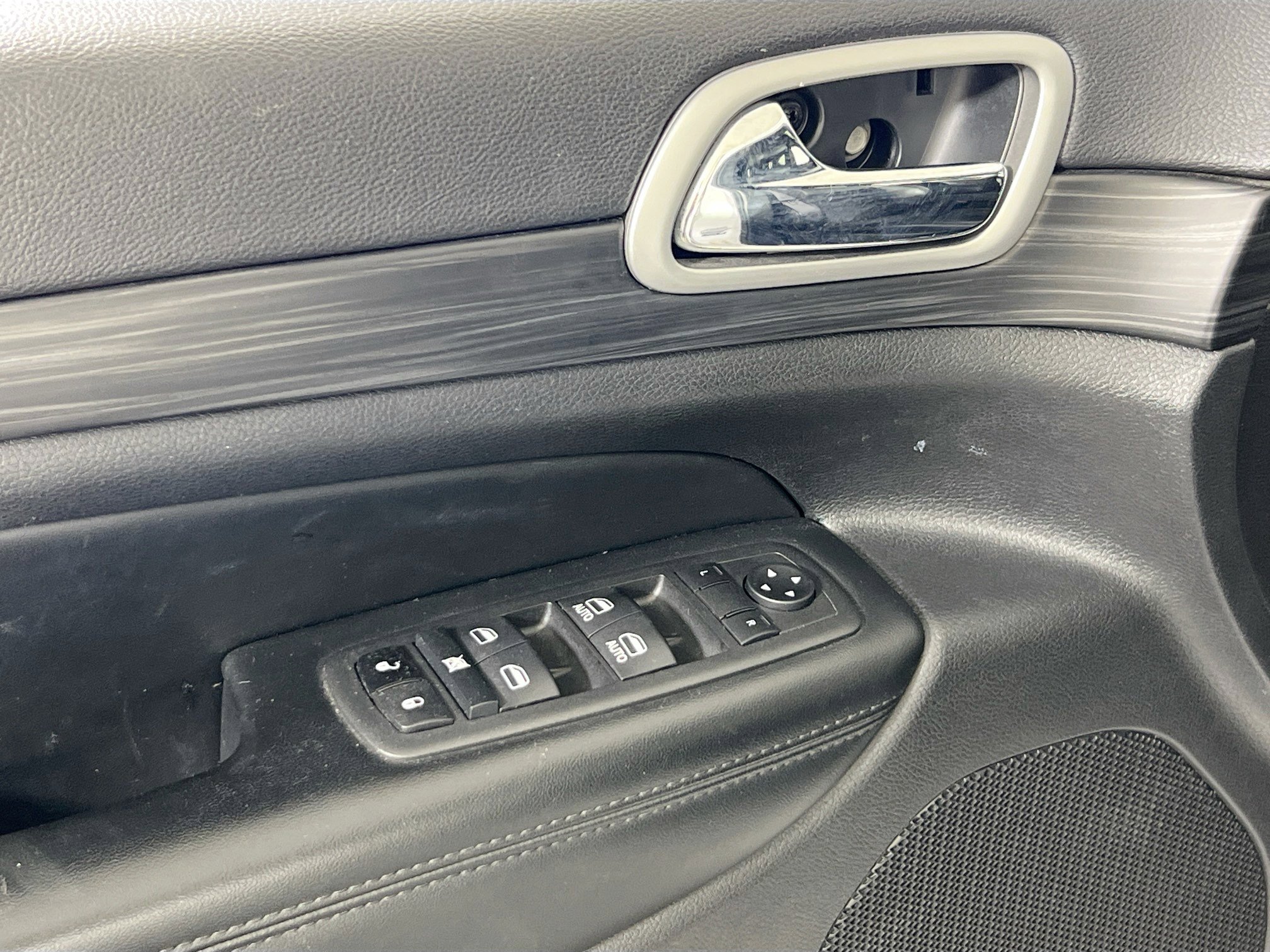 Used 2022 Jeep Grand Cherokee Laredo X image 18