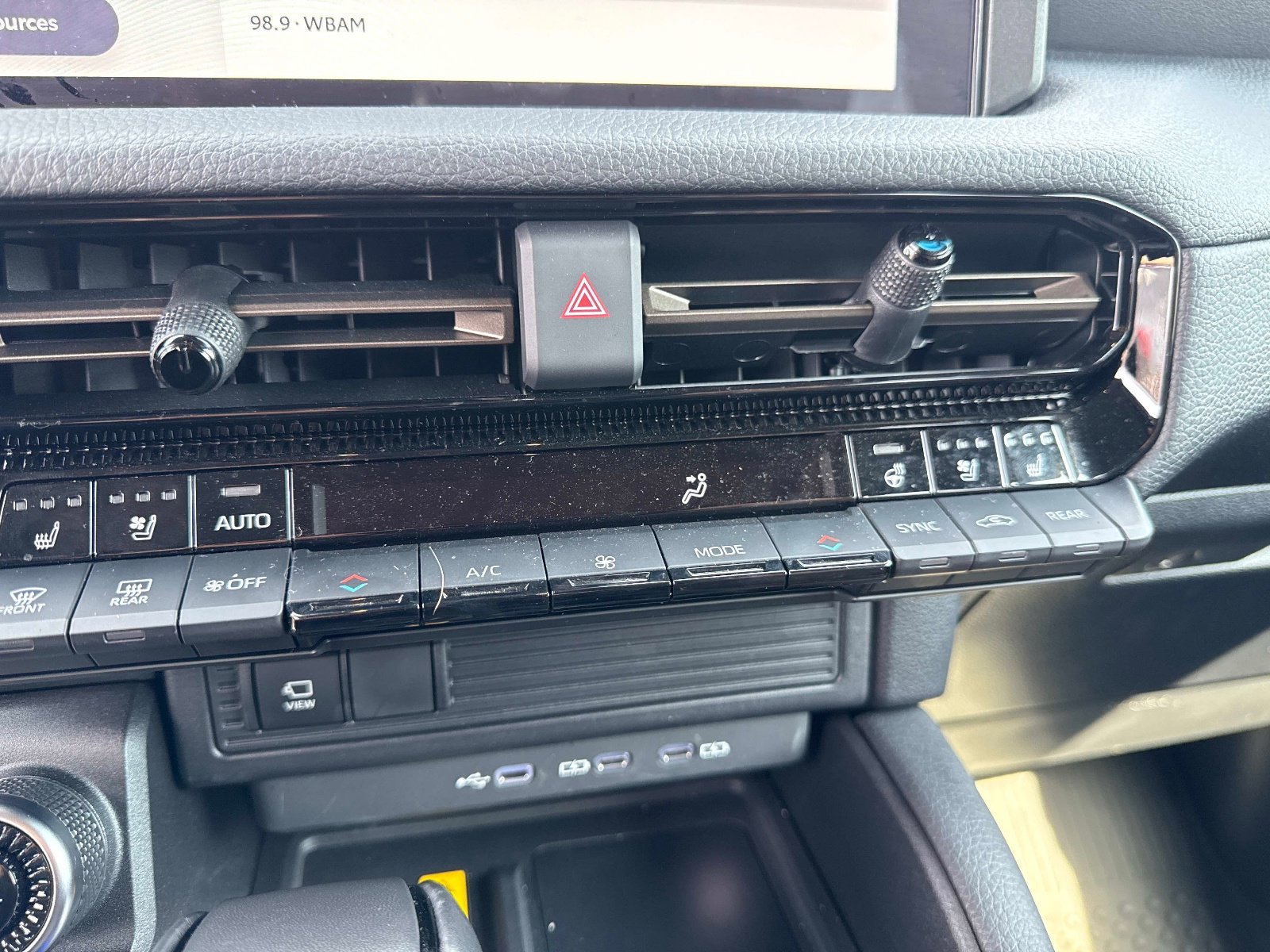 Used 2025 Toyota Land Cruiser w/ Premium Package image 23