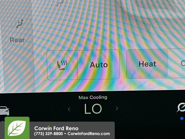 Used 2022 Tesla Model S image 19