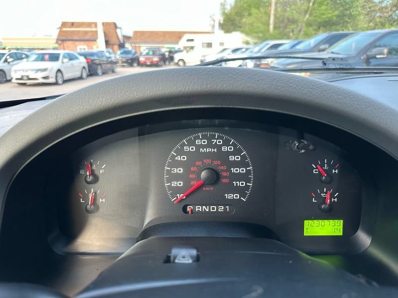 Used 2008 Ford F150 XL RWD image 11