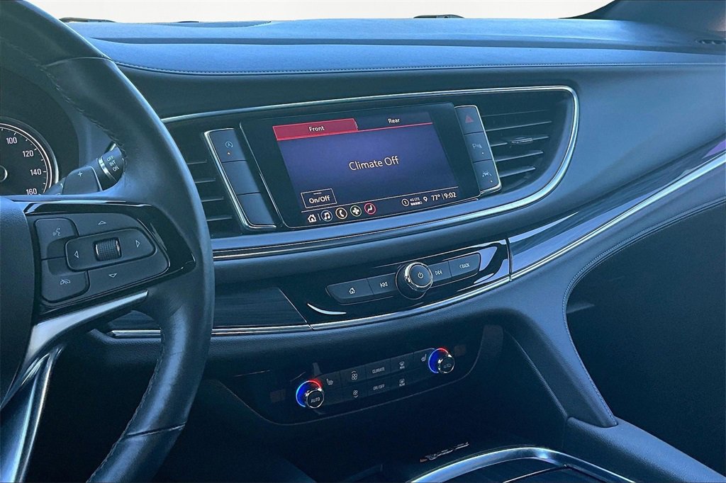 Used 2023 Buick Enclave Essence w/ Sport Touring Edition image 6