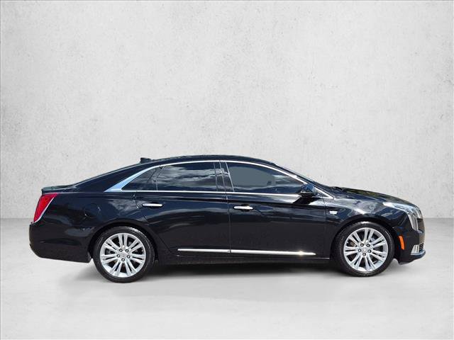 Used 2018 Cadillac XTS Luxury AWD/4WD image 4