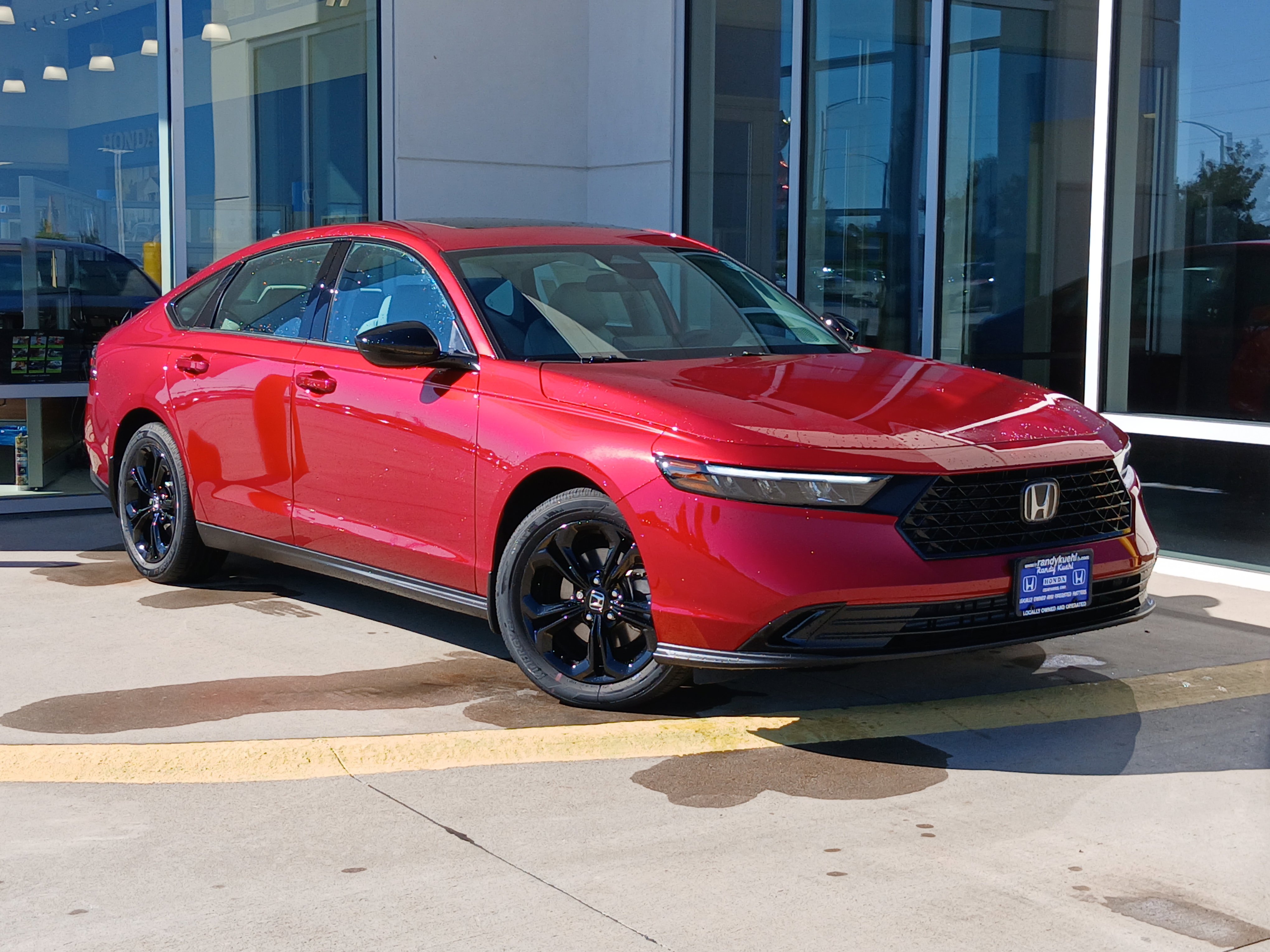 New 2025 Honda Accord SE image 2