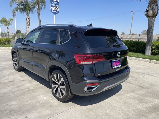Used 2022 Volkswagen Taos SE FWD image 6