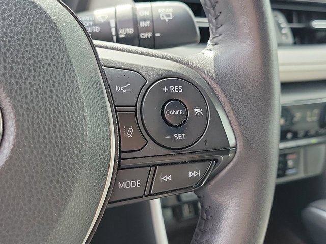 Used 2020 Toyota RAV4 Limited w/ Limited Grade Weather Package AWD/4WD image 33