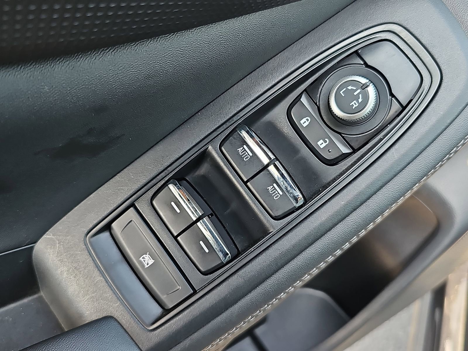 Used 2021 Subaru Forester Limited w/ Popular Package #3 image 29