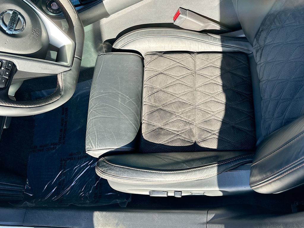 Used 2022 Nissan Maxima SR w/ Sport Mat Group image 20