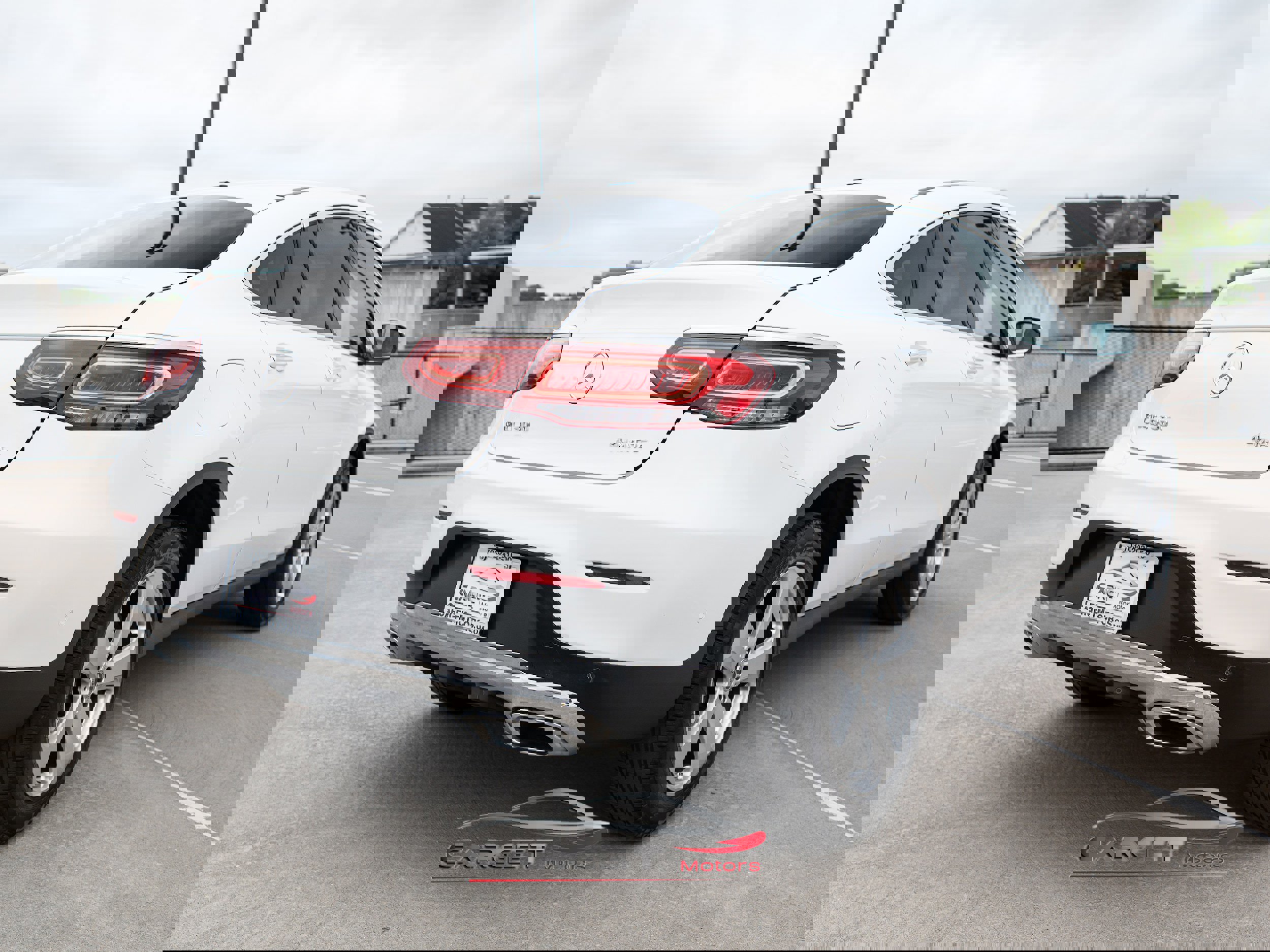 Used 2020 Mercedes-Benz GLC 300 4MATIC image 7