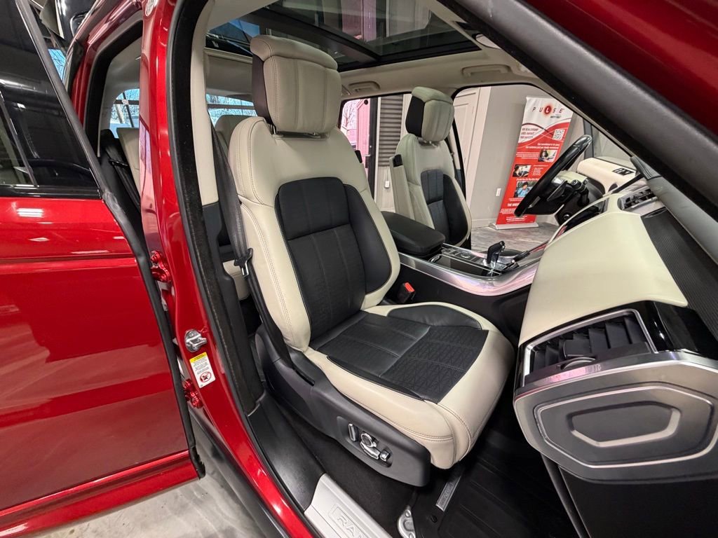 Used 2019 Land Rover Range Rover Sport HSE Dynamic image 5