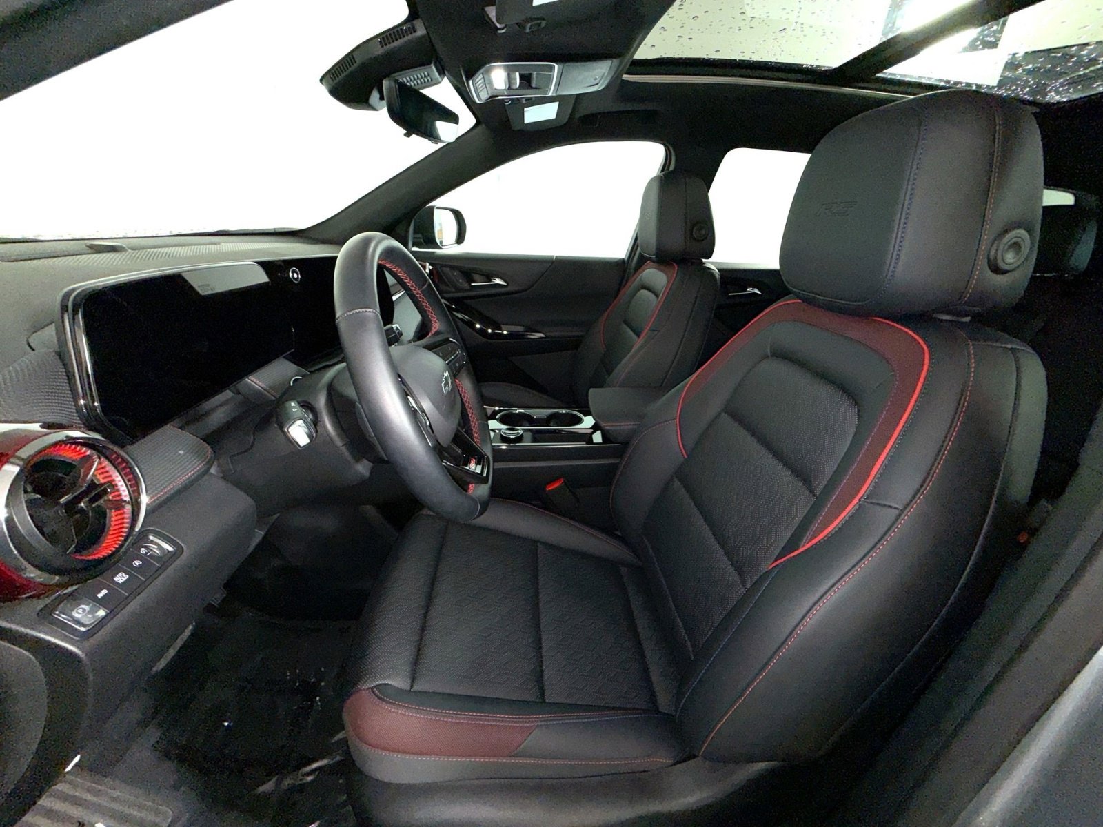 Used 2025 Chevrolet Equinox RS w/ Safety and Technology Package AWD/4WD image 13