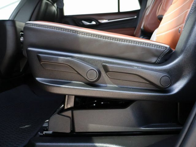 Used 2024 GMC Yukon Denali Ultimate AWD/4WD image 22