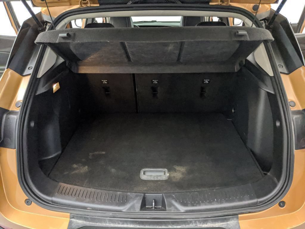 Used 2025 Buick Encore GX Preferred FWD image 19