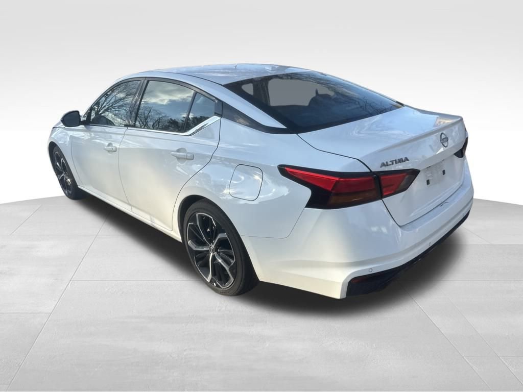 Used 2024 Nissan Altima 2.5 SR image 18