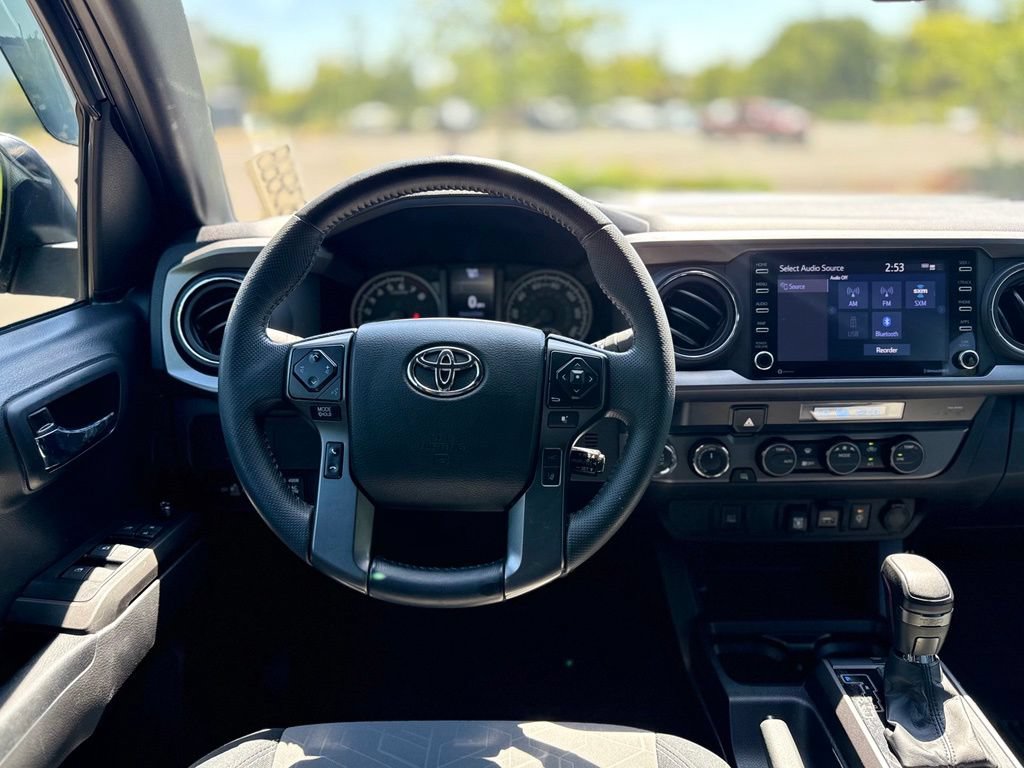 Used 2022 Toyota Tacoma TRD Off-Road AWD/4WD image 24