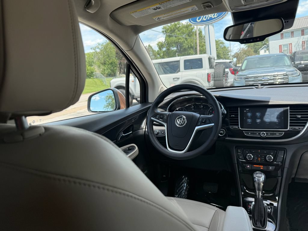 Used 2017 Buick Encore Premium AWD/4WD image 27